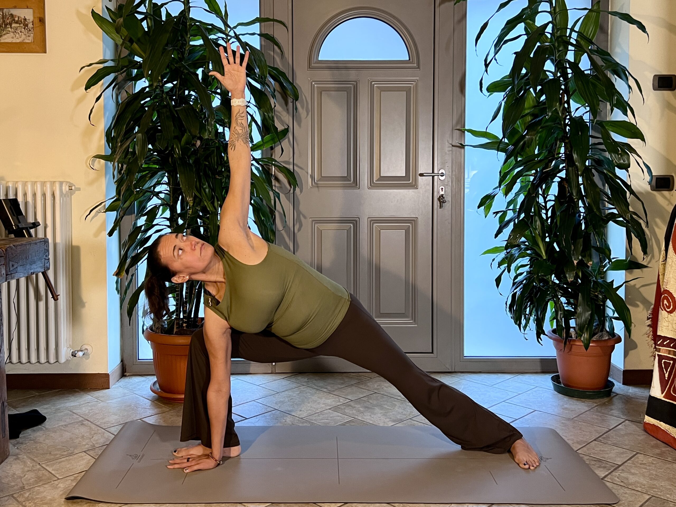 trikonasana Triangolo esteso